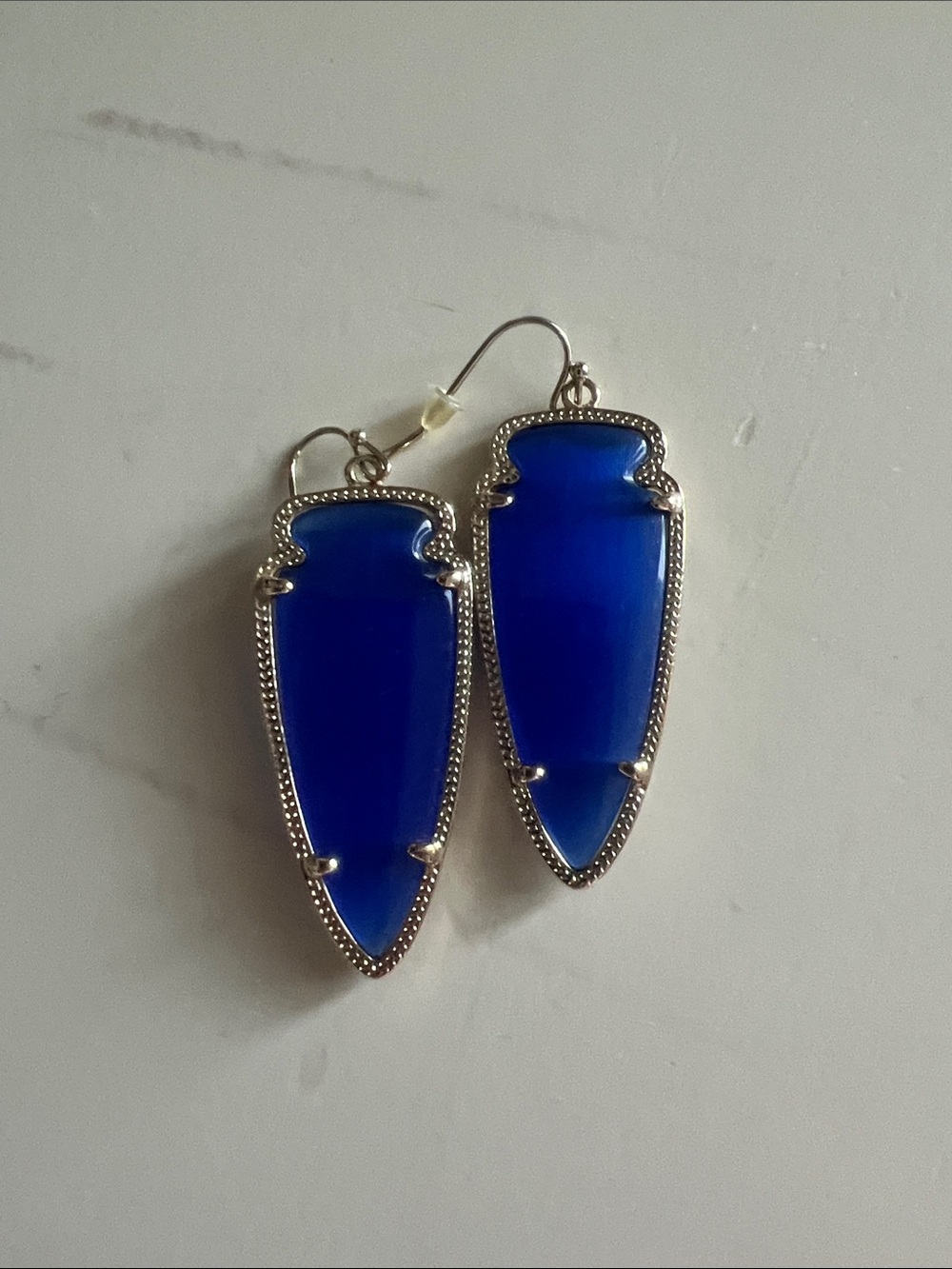 Kendra Scott Cobalt Blue Arrowhead Drop Earrings - Silver Frame